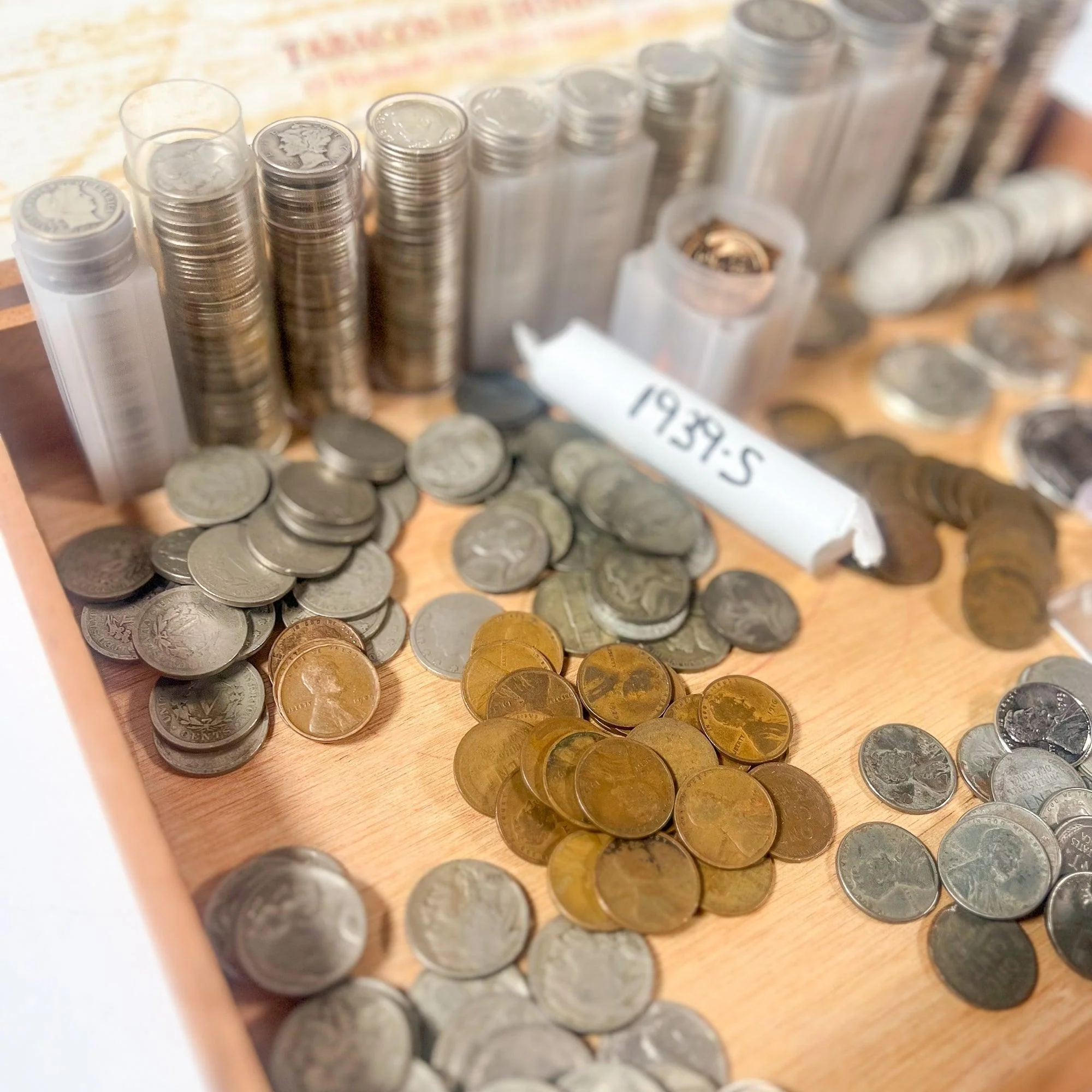 Cigar Box Mixed U.S. Coin Lot (Vintage) | LIQUIDATION SALE - Image 7