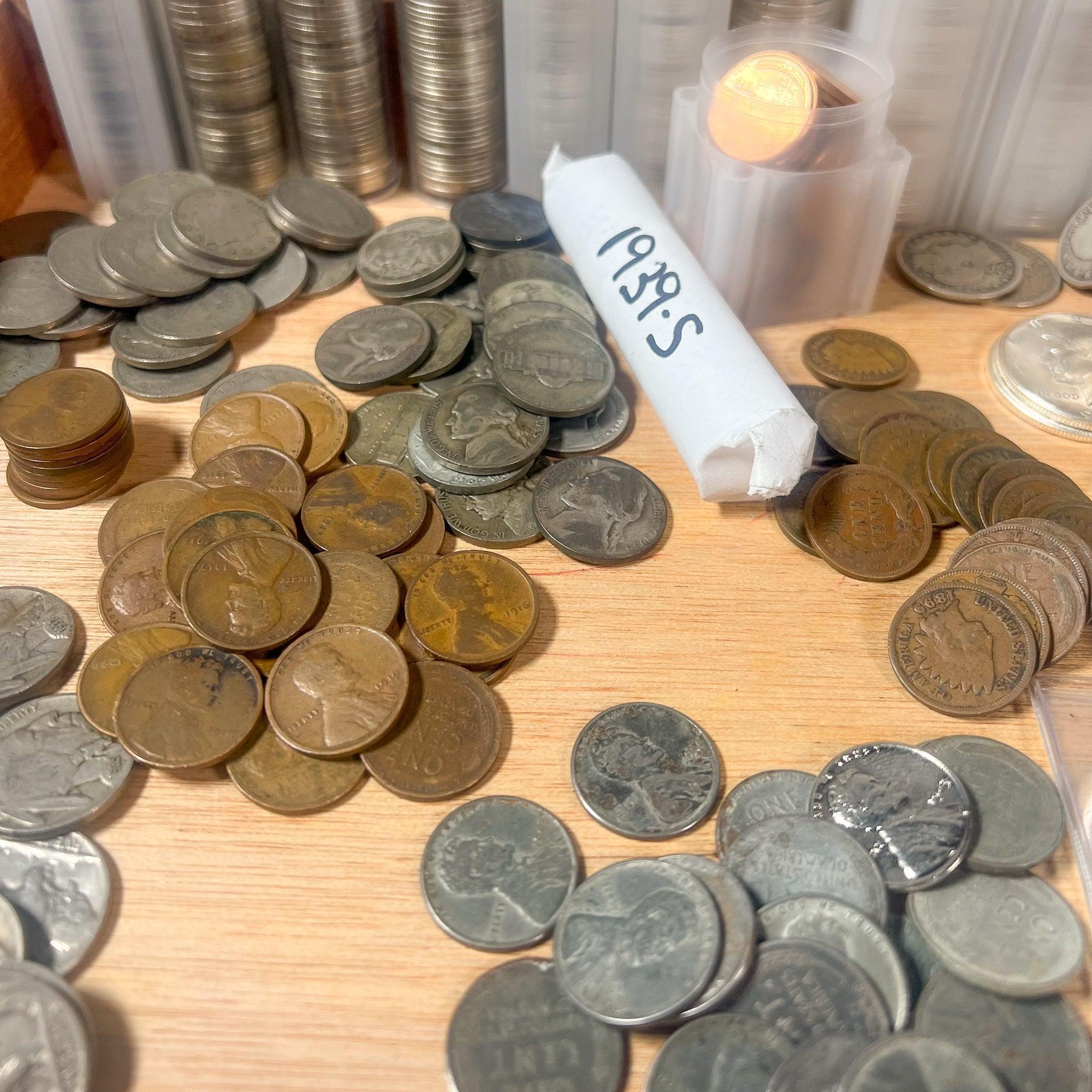 Cigar Box Mixed U.S. Coin Lot (Vintage) | LIQUIDATION SALE - Image 9